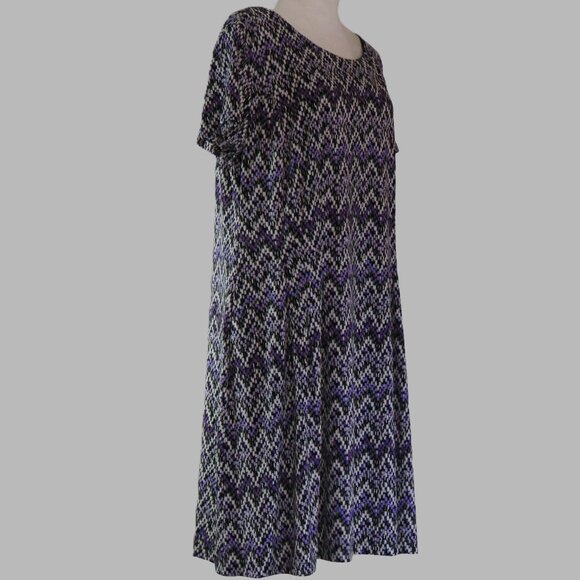 Roz & Ali Women's Multi-Colored Zig Zag Print Zip Back Midi Dress with Pockets S - Picture 3 of 7